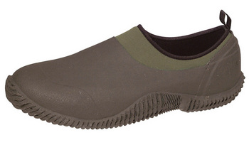 wading shoes
